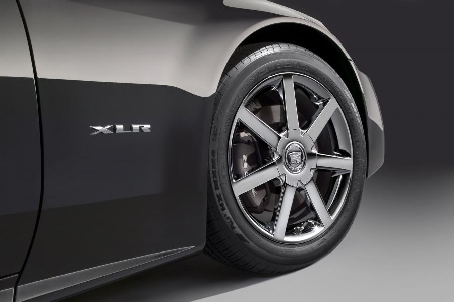  Cadillac XLR Star Black Limited Edition 2006 года  (фото 4 из 10)